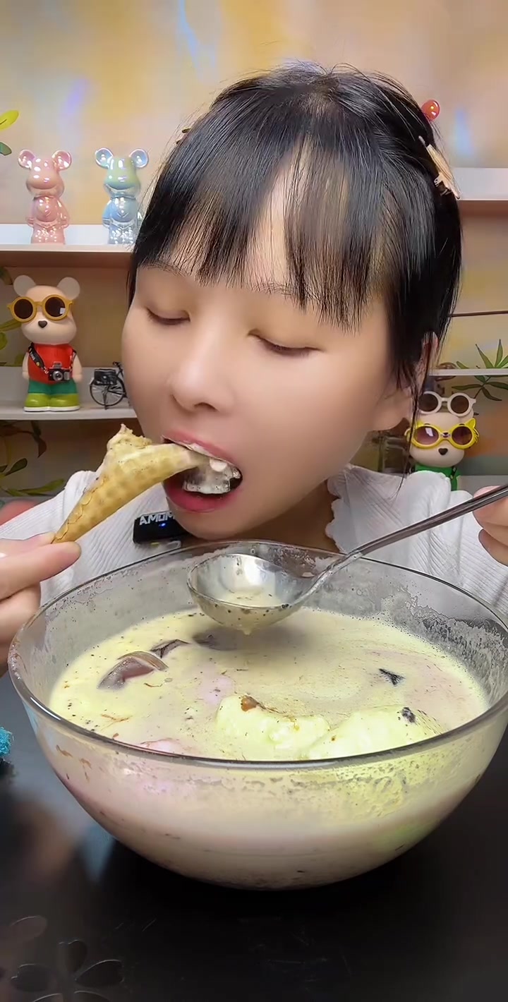 夏天到了,整点奶茶雪糕还有奥利奥