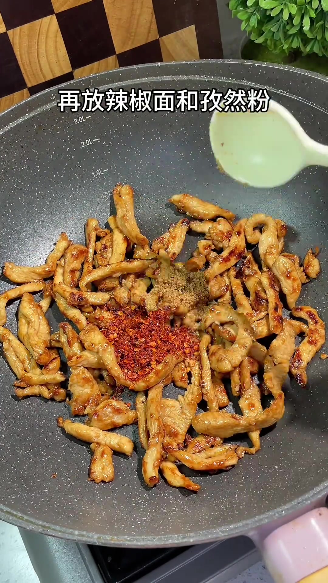 晚餐愁吃啥?试试豆皮鸡肉卷,低卡饱腹超棒