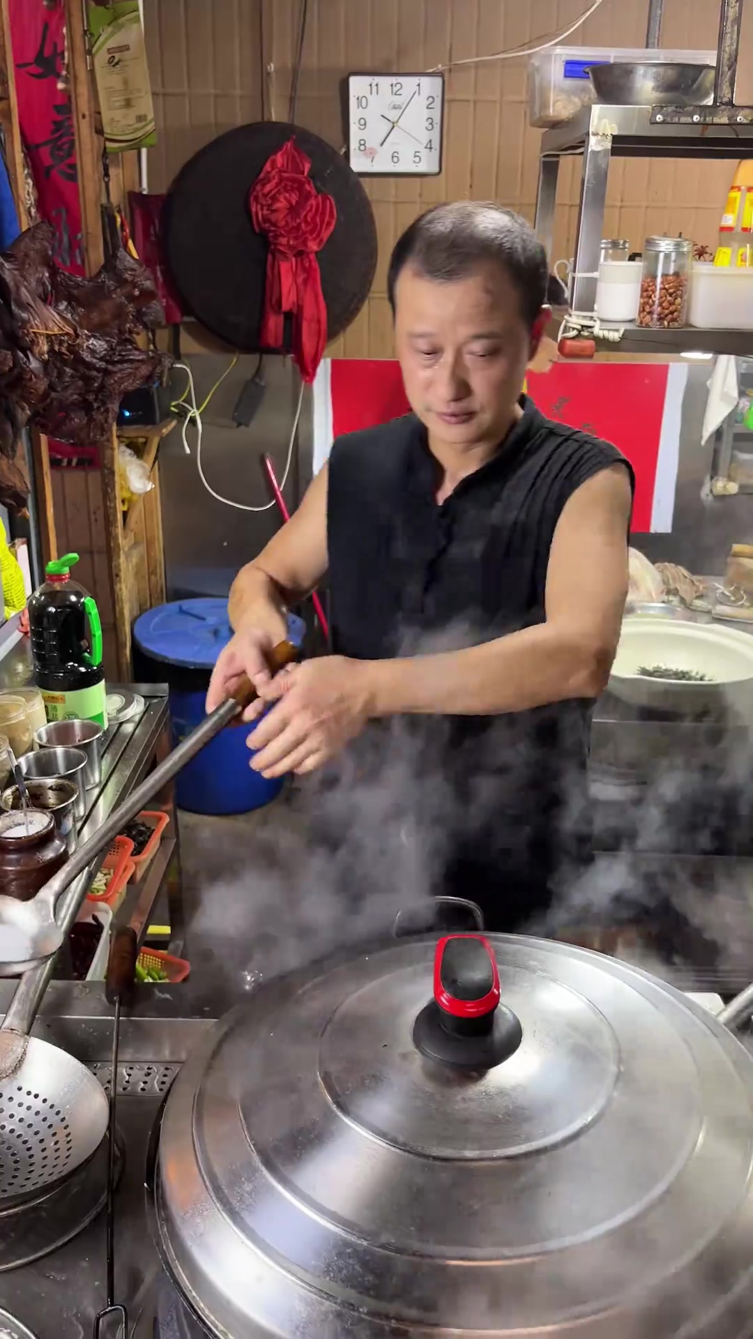 农村大厨的美味湘菜——土菜水煮鱼