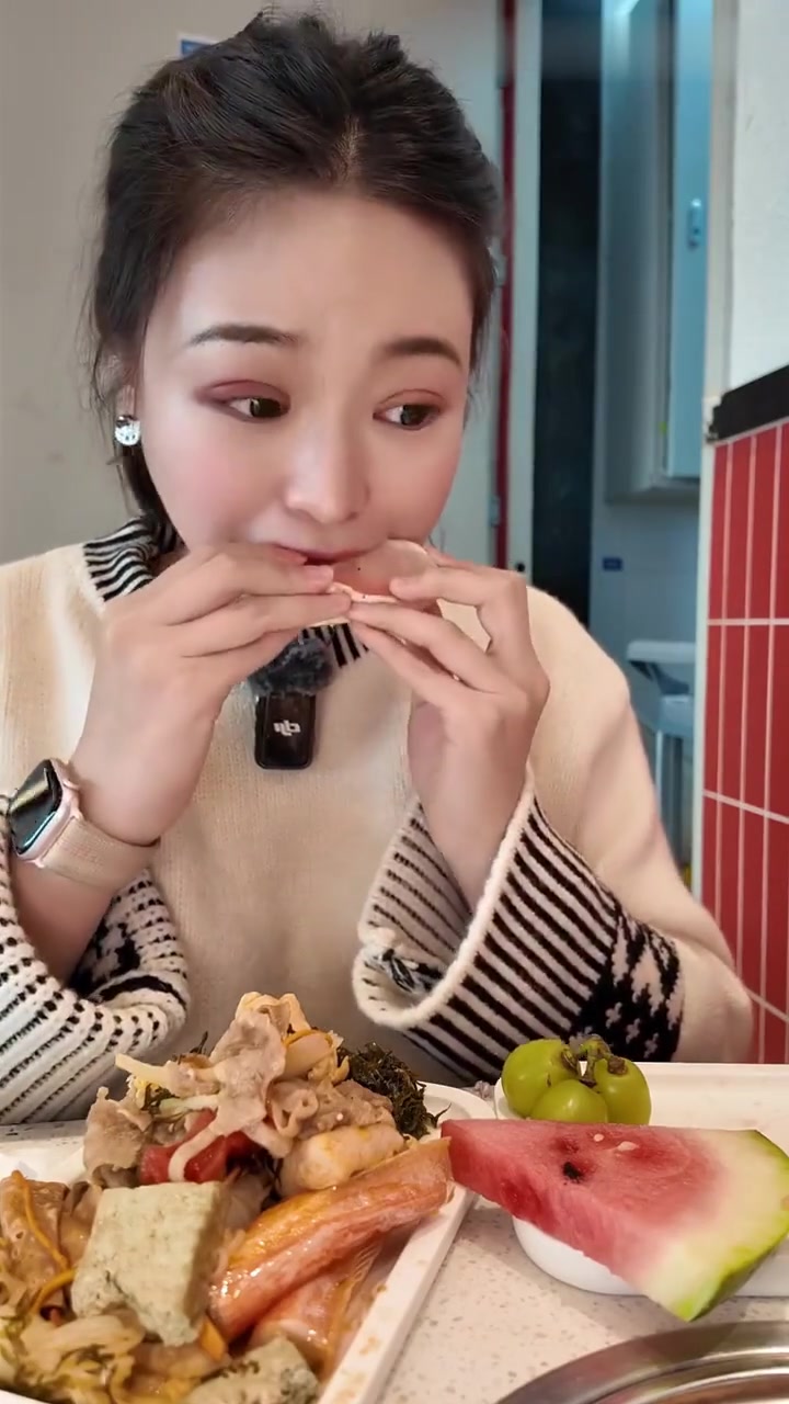 自助小火锅又来喽!看看能不能吃回本吧～ahhhhhhh一段时间不吃就想的慌
