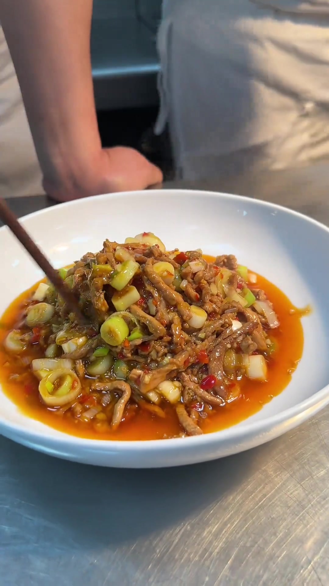 广东人请圳哥教做经典川菜鱼香肉丝谈心得