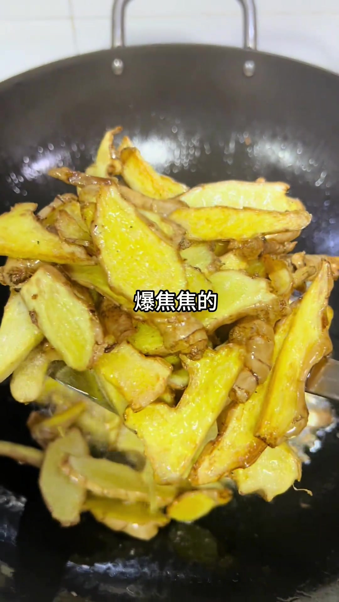 乌鸡别总炖汤,试试这做法,卤乌鸡肉好吃下饭