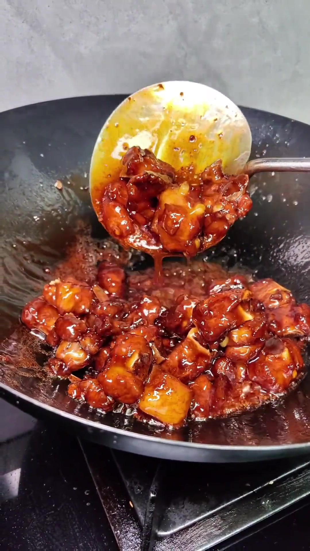 糖醋排骨拉丝的糖醋排骨,做法很简单!