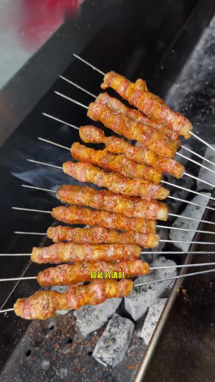 鸭胸肉加羊尾油冒充羊排肉,揭秘造假羊肉串