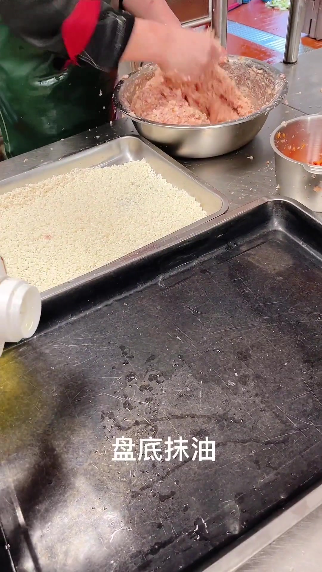 珍珠丸子,这样做,一拌一蒸,软糯鲜香,晶莹剔透,鲜嫩弹牙,好香!