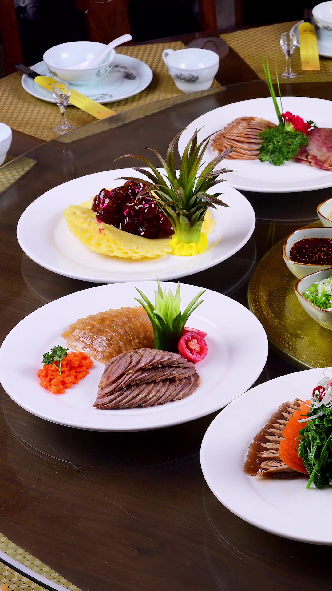 一山一水一城间，浸润我们味觉之上柴米酱醋茶，一方风土人情，造就一方地域文化，留在陕南人记忆