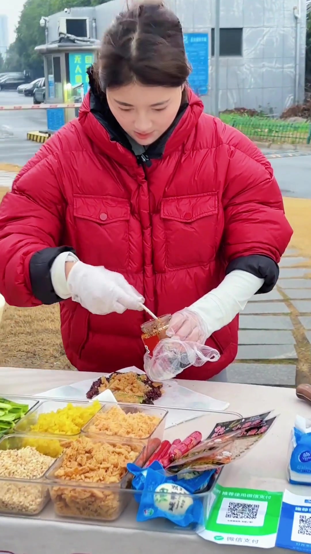 紫米饭团搭配牛奶，成就完美早餐！