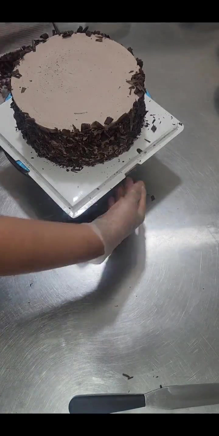 分享我做蛋糕日常生活，8寸黑森林蛋糕
