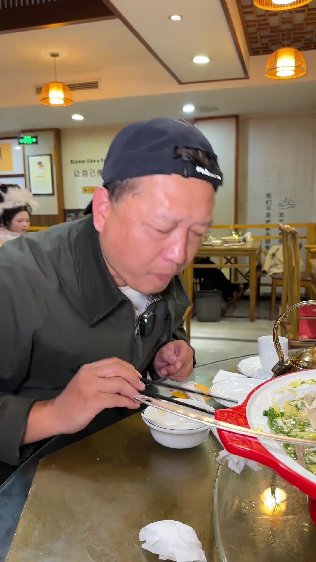 洛阳水席便宜量大，可我真吃不习惯！