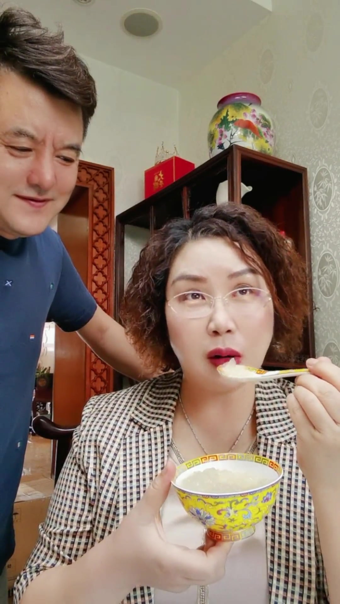 好久没吃燕窝吃海参也补皮肤还聊了好多美食