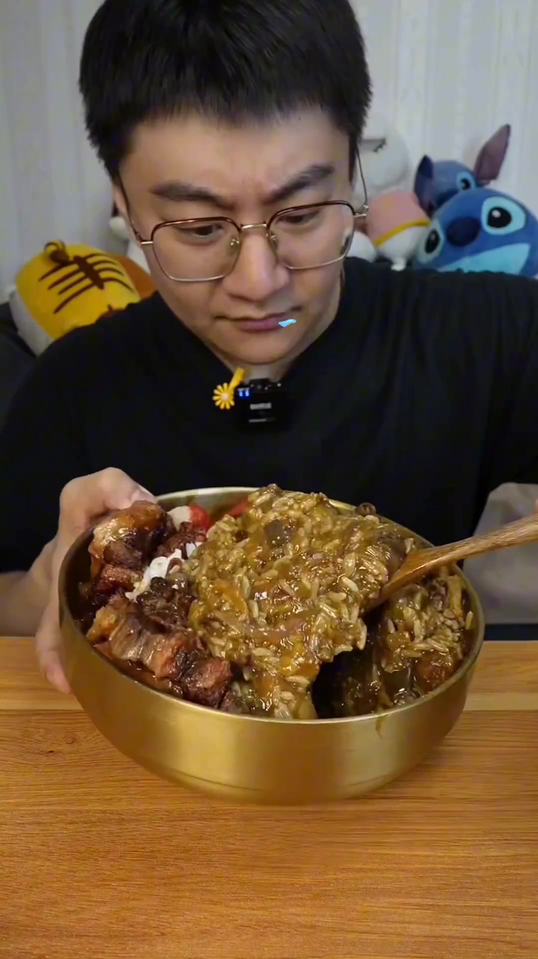 巨爱吃的周黑鸭:肉沫茄子拌饭不要太香,绝绝子了!