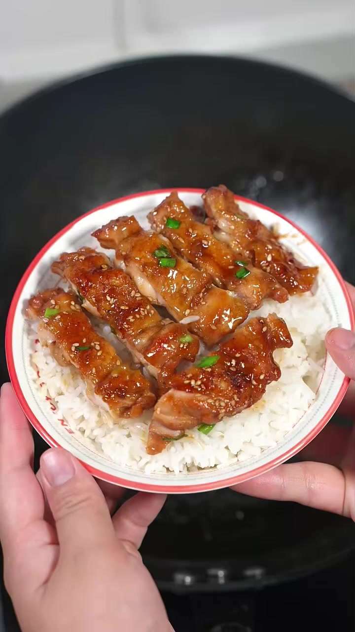 简单又好吃的照烧鸡腿,拌饭简直了
