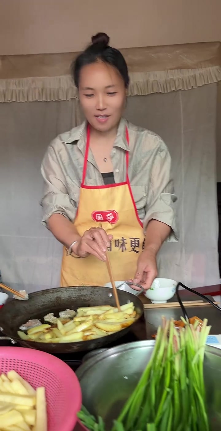 妈妈做的贵州特色美食罗锅，超好吃