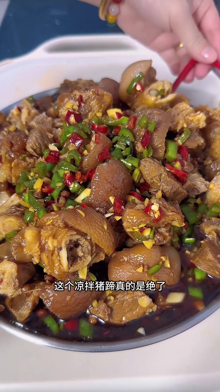 1个人3小时花200给老公朋友准备12道家常菜！后来我们结婚了，就很少点外卖。我做的开心，