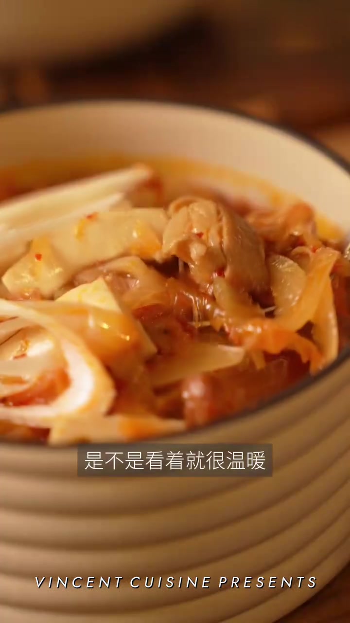 浓香!适合冬天的暖身汤|泡菜猪肉豆腐汤!