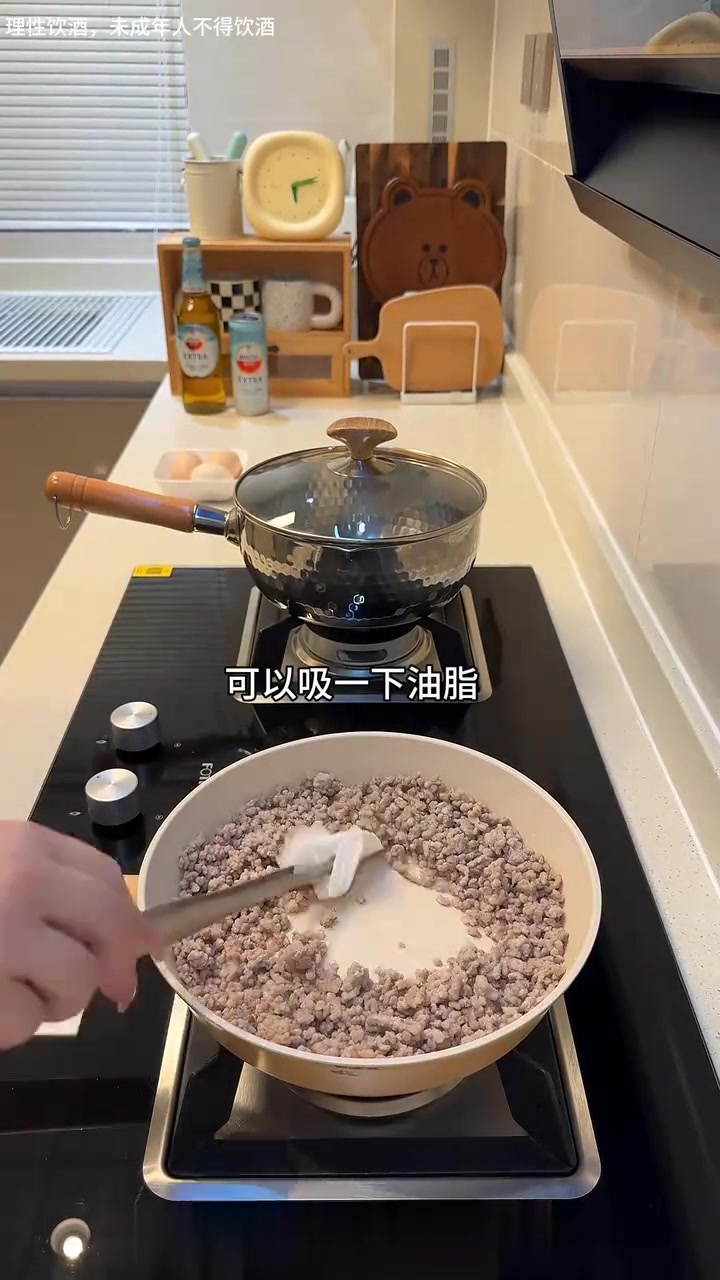 下班后在家犒劳自己，做顿丰盛的晚餐~