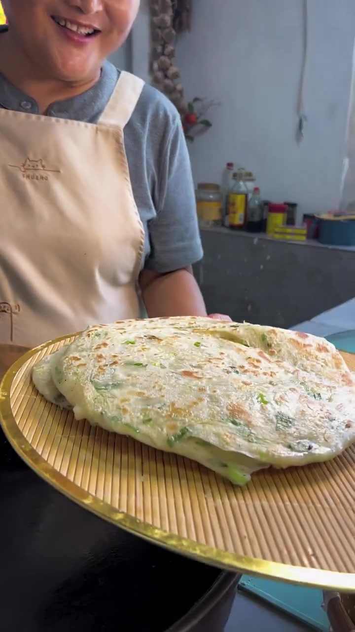 去饭店吃饭有大丰收这道菜