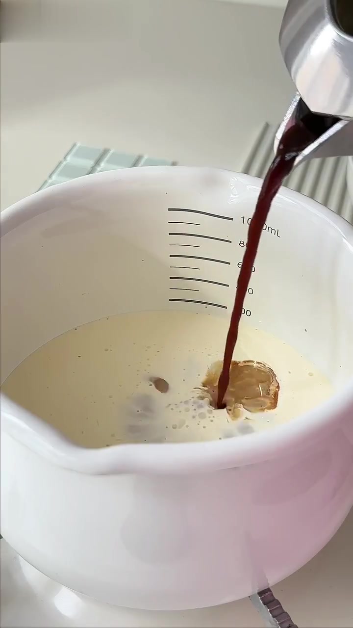 治愈系咖啡黑巧蛋糕｜醇香微苦恰到好处