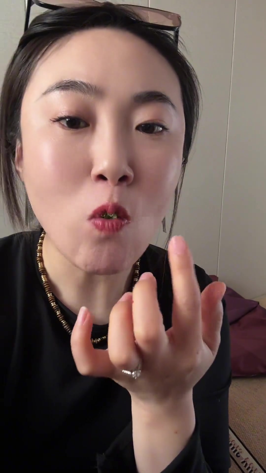 又是无肉不欢的一顿,吃烤肉真离不开我的牛肉酱哈哈哈都抢着吃