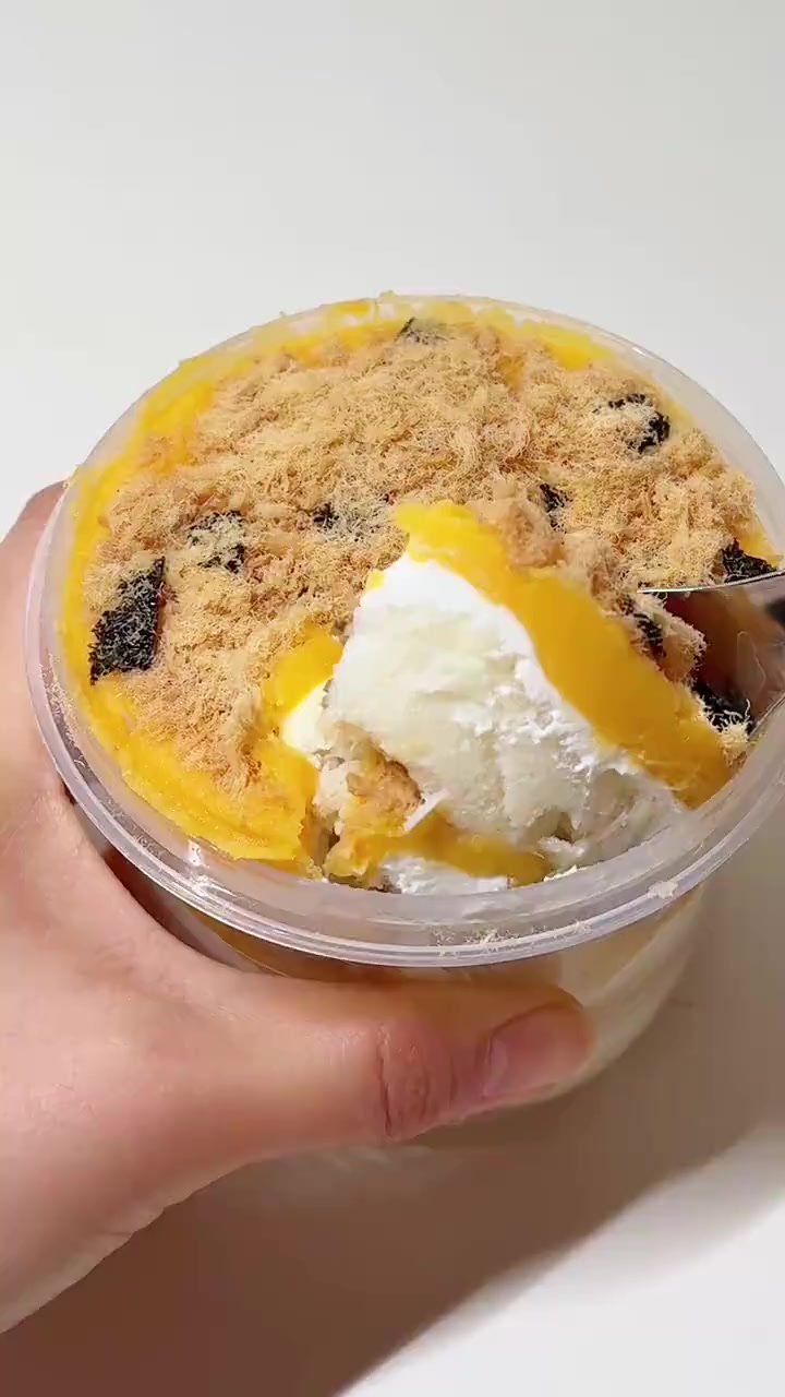 天杀的盒子蛋糕诈骗！居然是馒头做的，一罐才300多大卡？