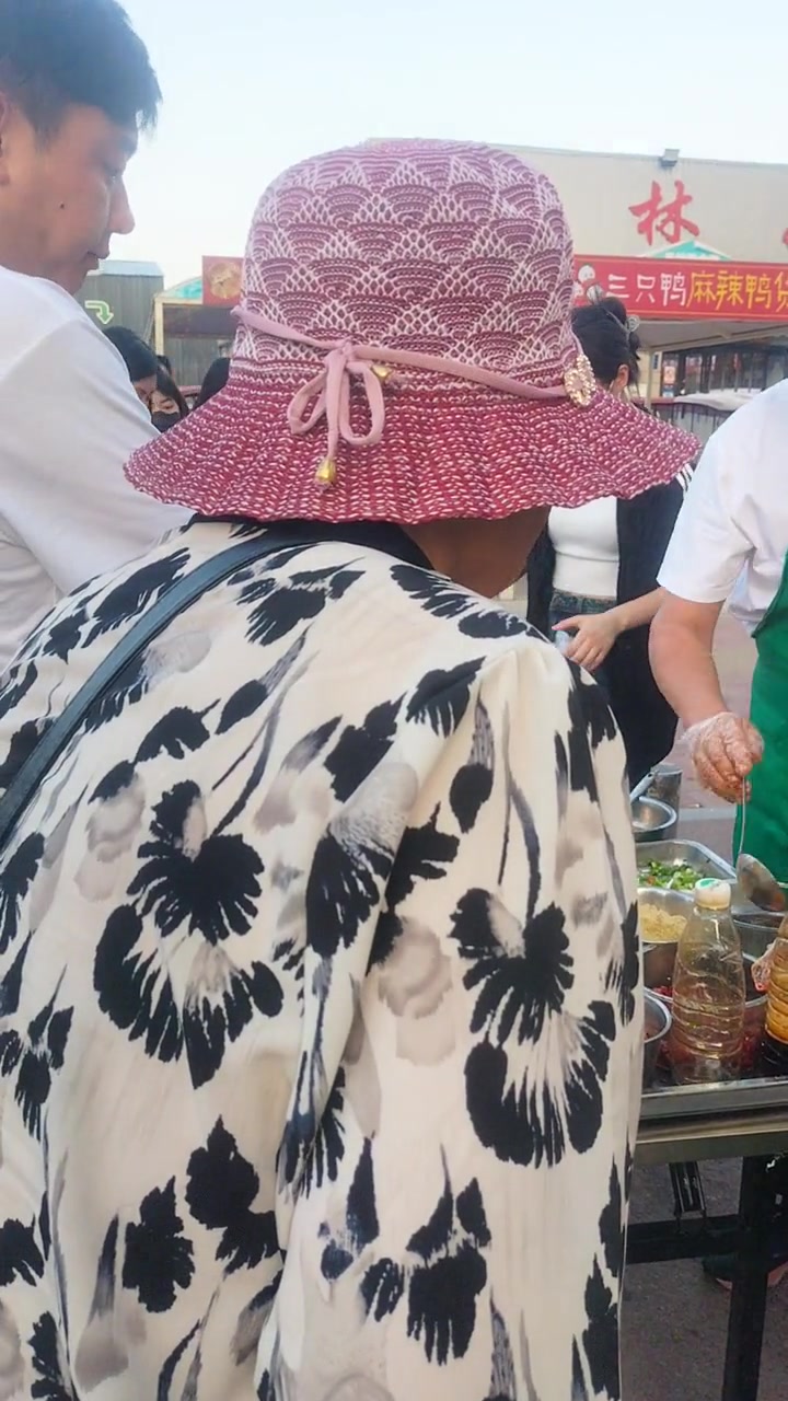 想生活要笑围绕爱讲前生共看日出何时