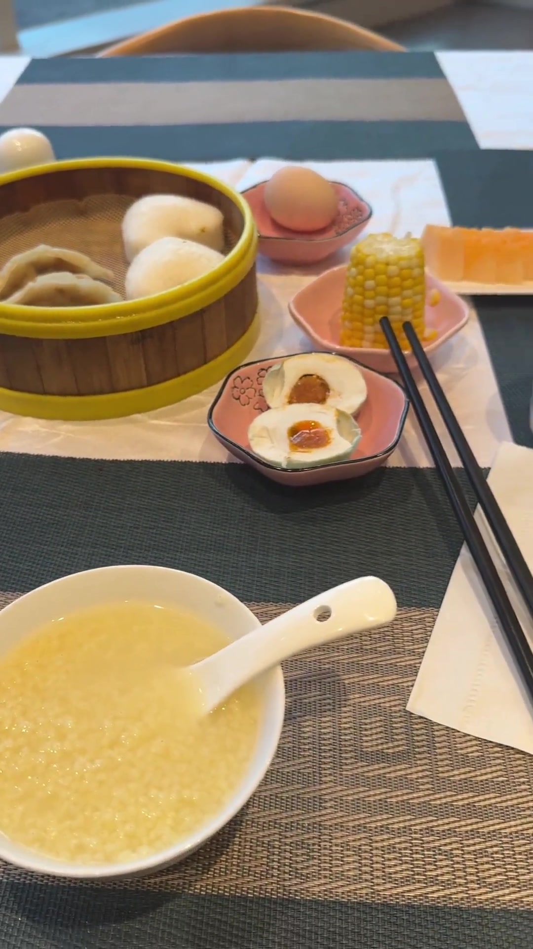 单人份早餐准备好了