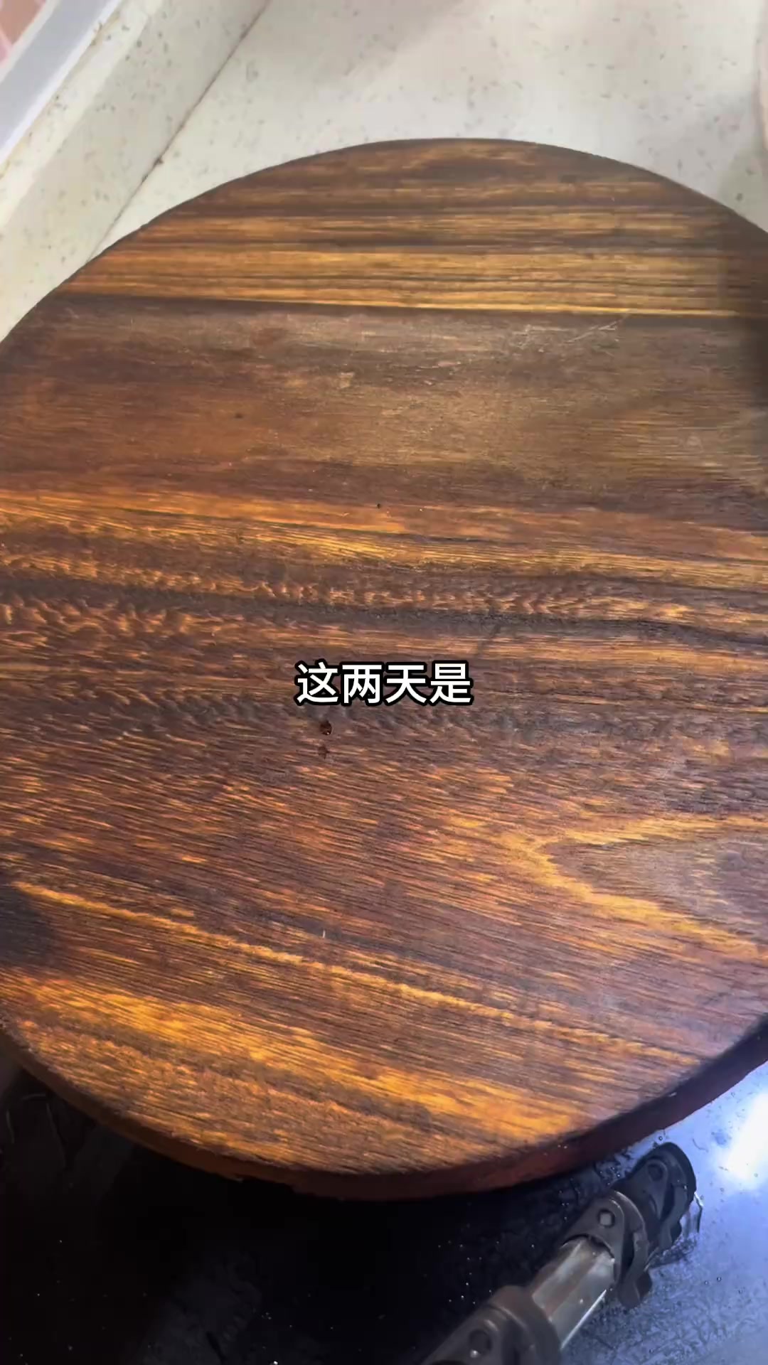 清炒芋头杆子,清脆碧绿不发黑,适合夏天吃
