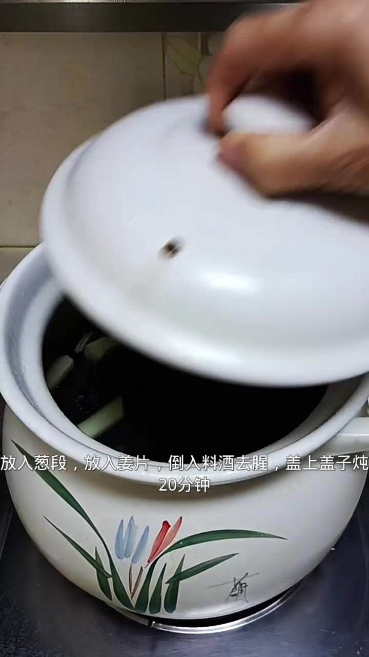 营养又好吃的乌鸡汤做法简单易学快来试试