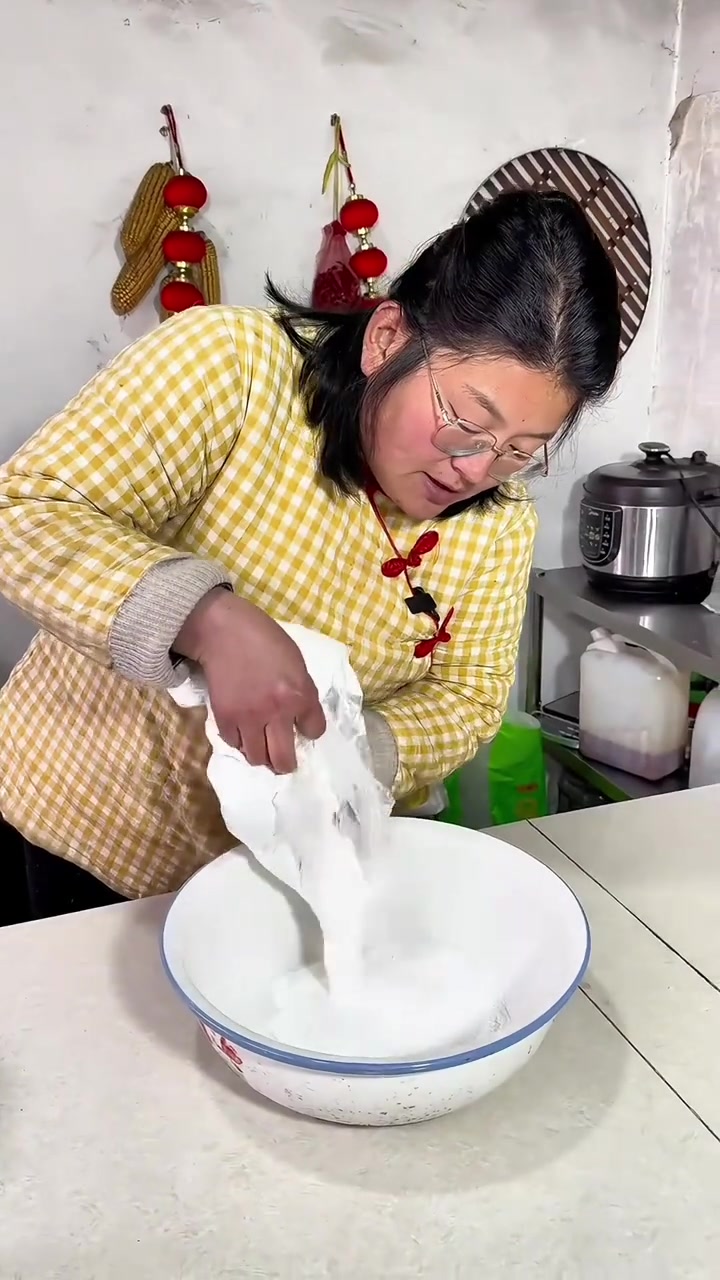 一起包汤圆！哈哈哈