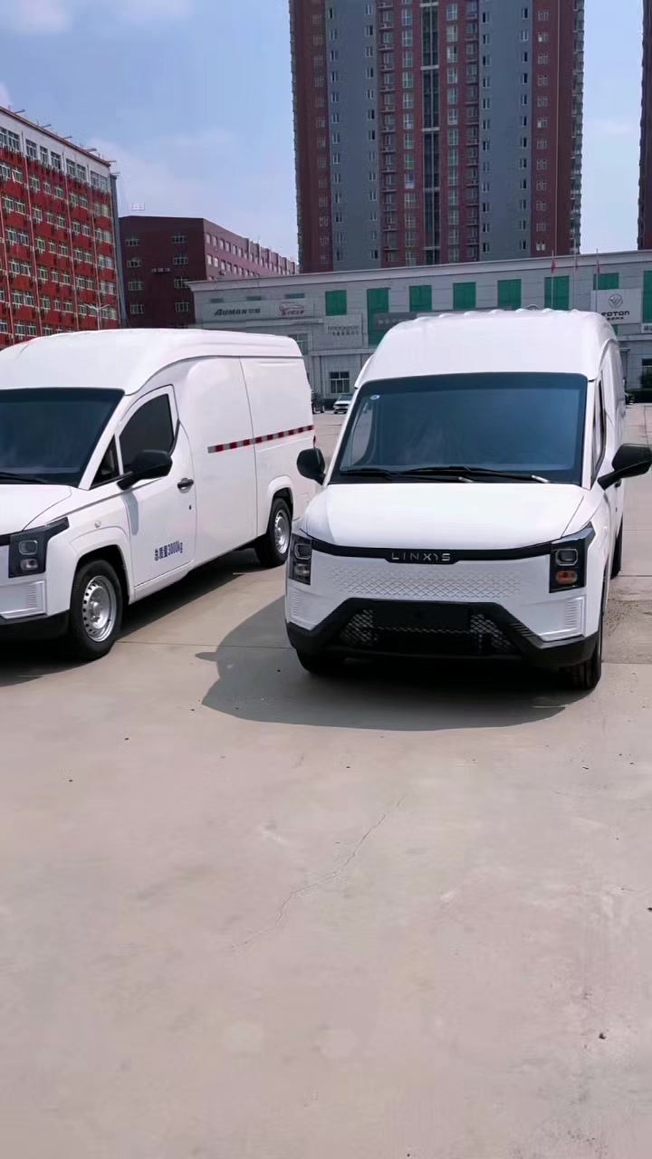 五菱菱势黄金仓客运版,货运版