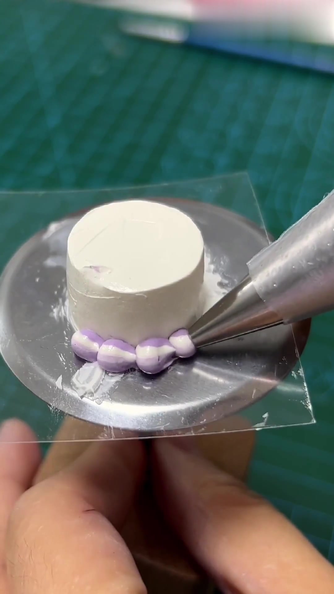 复古兔子浮雕手绘蛋糕