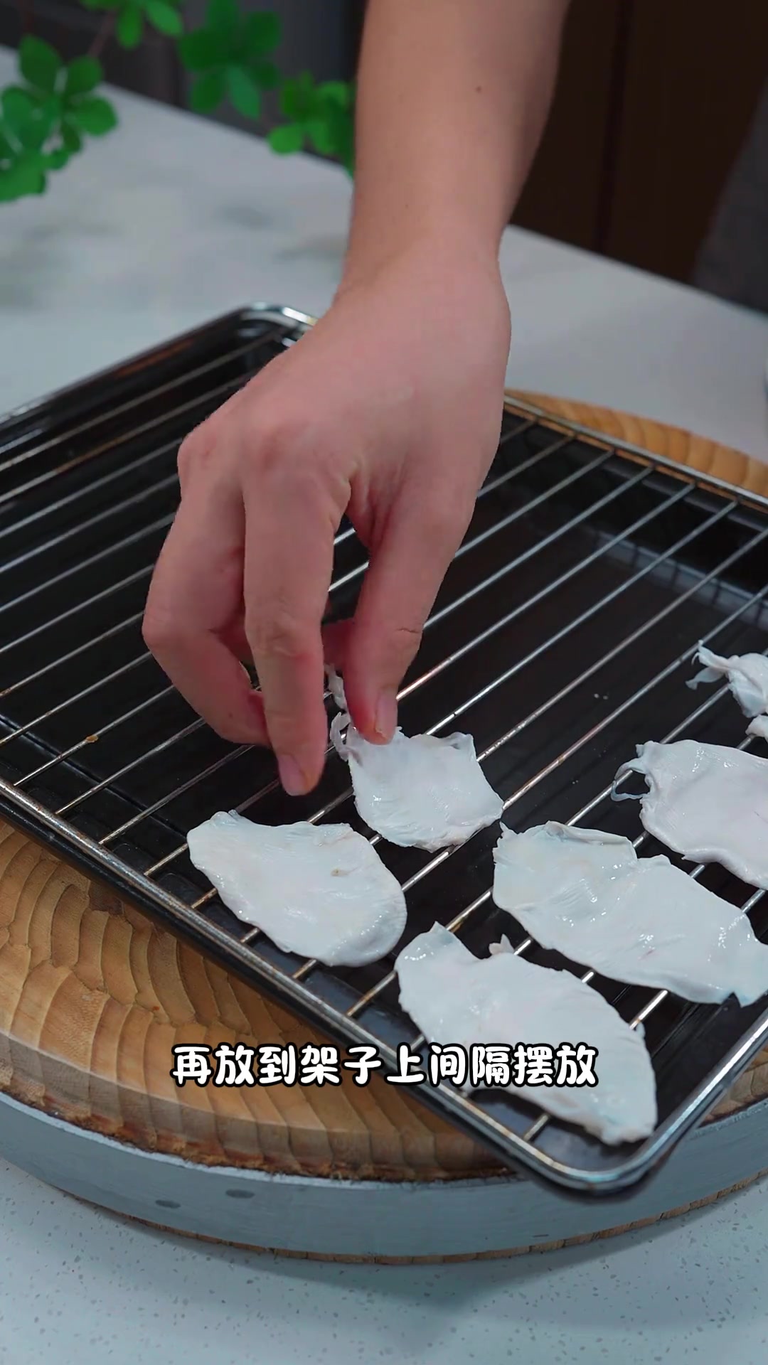 鱼胶市场无人问津的鱼泡竟能变废为宝成鱼胶！