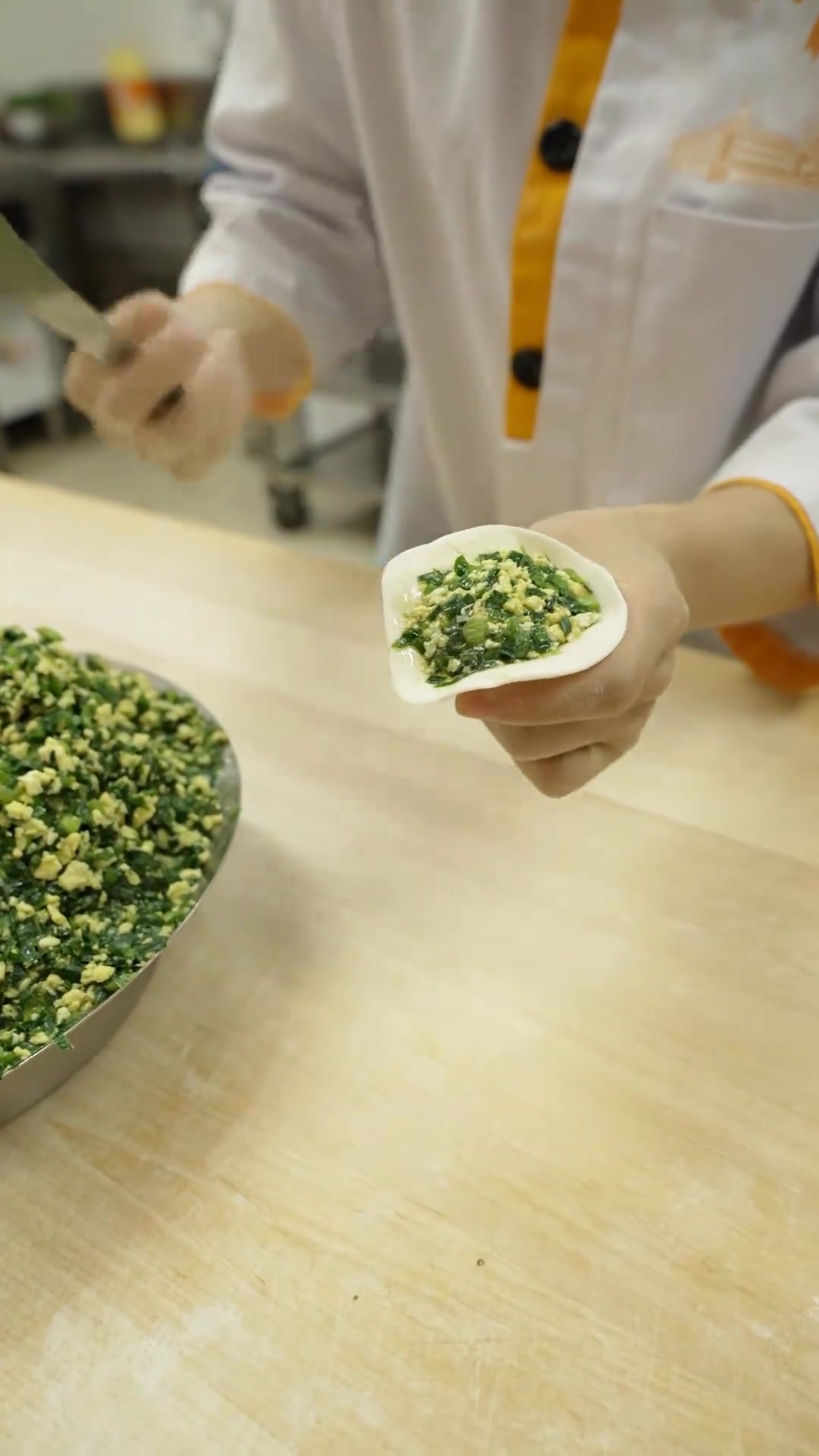 三步学会元宝饺子技巧