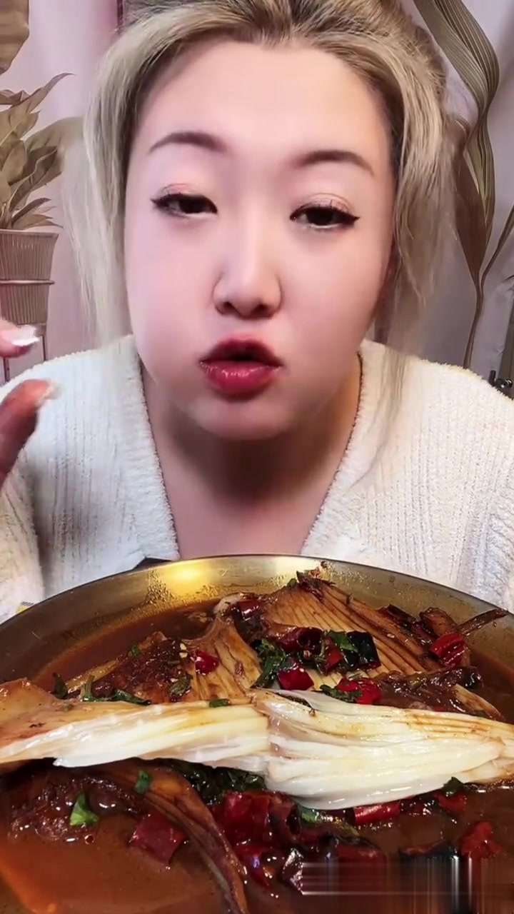 「鳐鱼翅」全是脆骨很好吃的