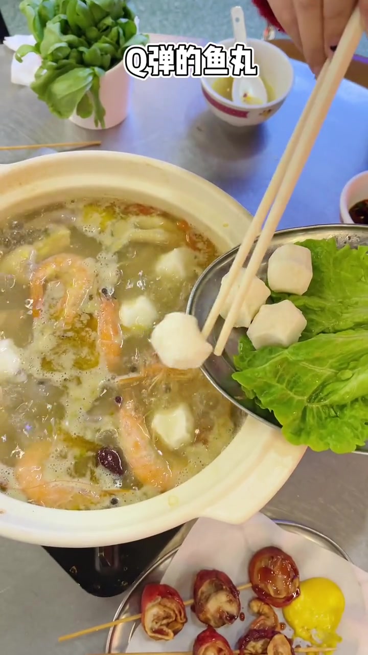 人均60红鲤鱼港式大排档，新推DIY鸡煲快来尝