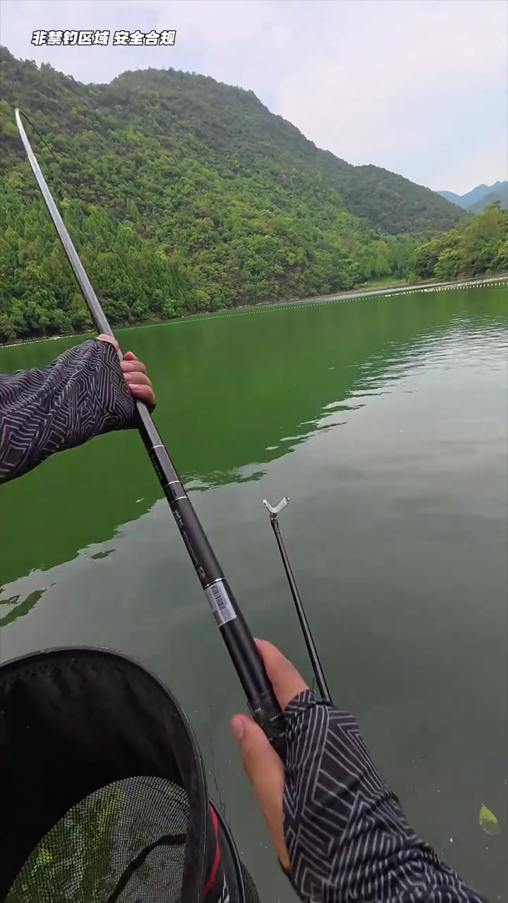 拿鱼换物 钓鱼才是抖音运动顶流 钓鱼的乐趣只有钓鱼人懂