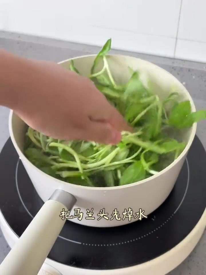 两周掉5斤！5种春菜减脂吃法，把春天吃进肚里