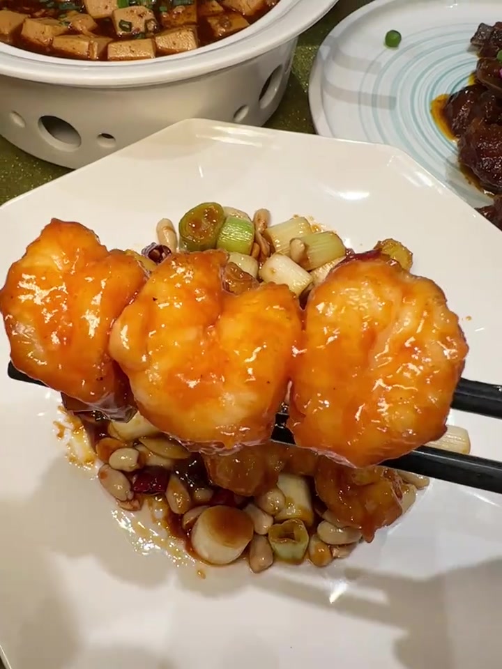 为了这口玻璃脆皮烤鸭来西安！脆皮爆汁！