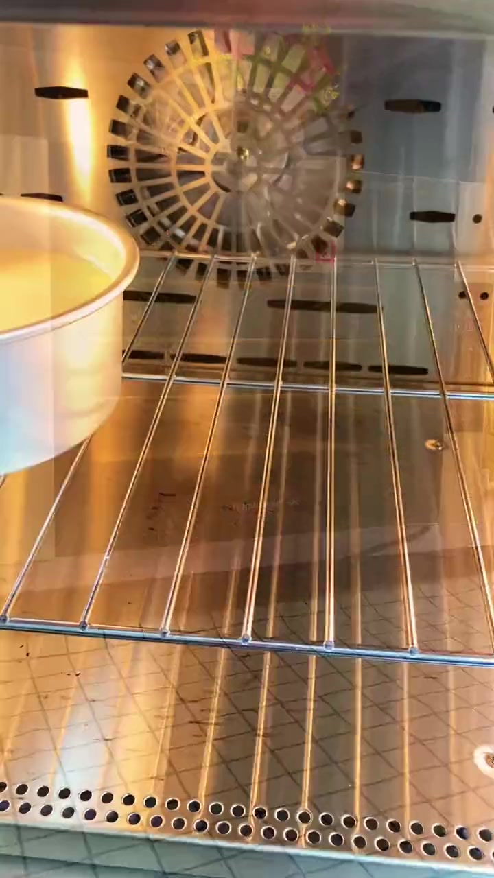 私房爆款燃烧乳酪蛋糕,真的很好吃,快给家人做起来吧