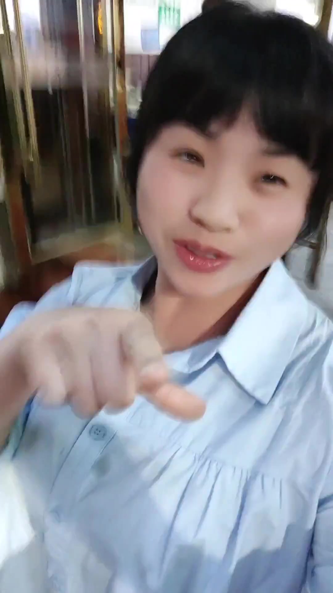 感谢粉丝哥哥招待,老公和粉丝姐姐生日很快乐