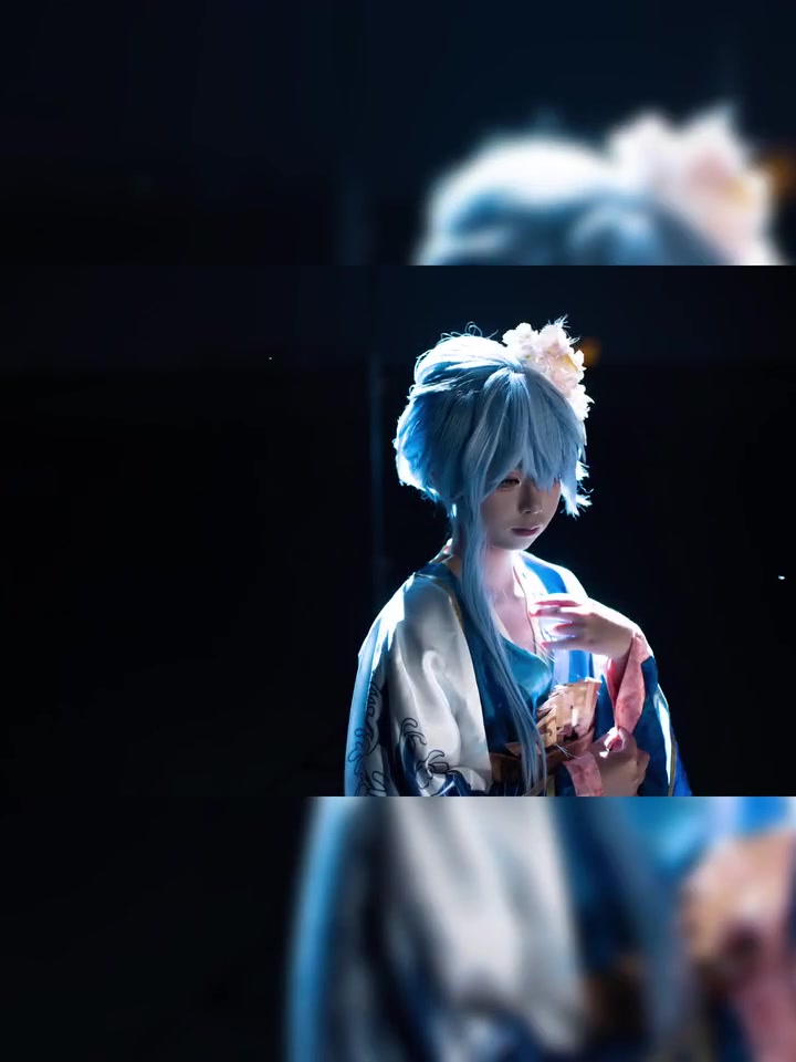 聆海金鱼姬COS｜宛在水中央