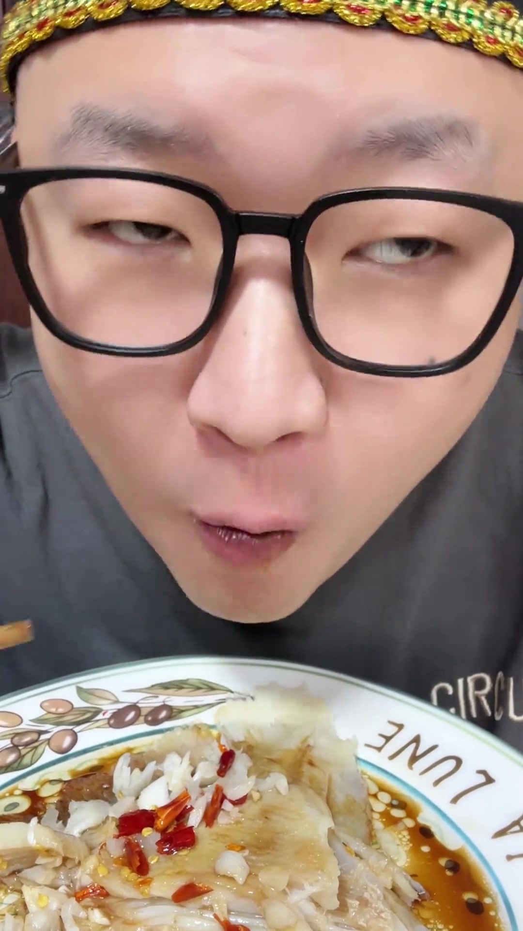 鳐鱼翅好吃吗？大踩雷！3斤竟有1斤冰！