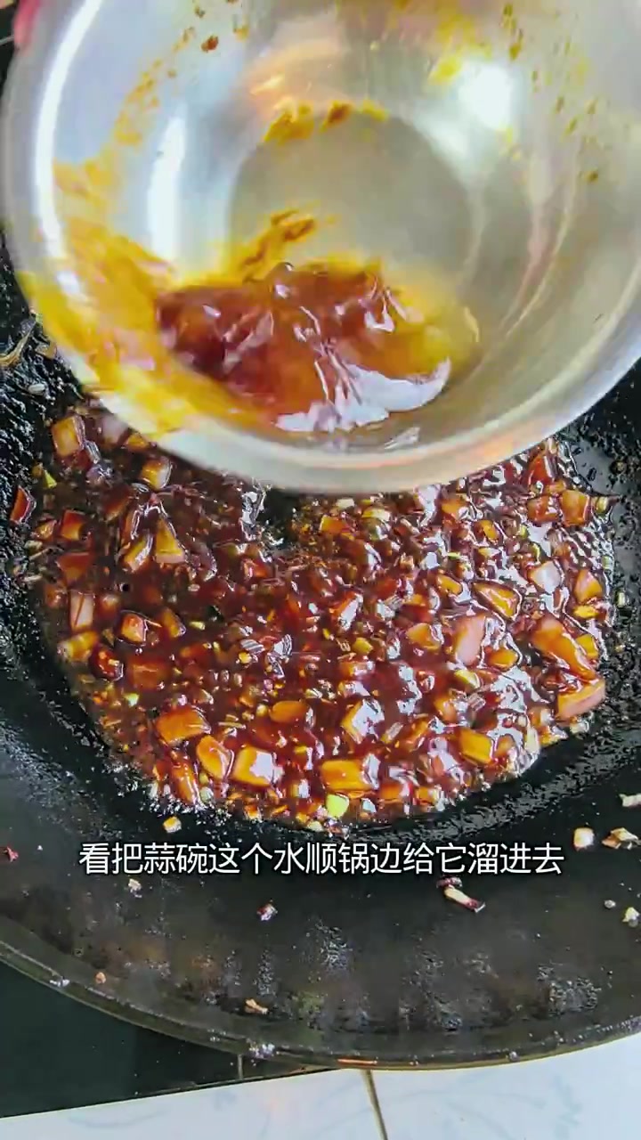 想吃鸡蛋酱面？别再点外卖了，赢大厨十分钟教会你！您可以试一试！
