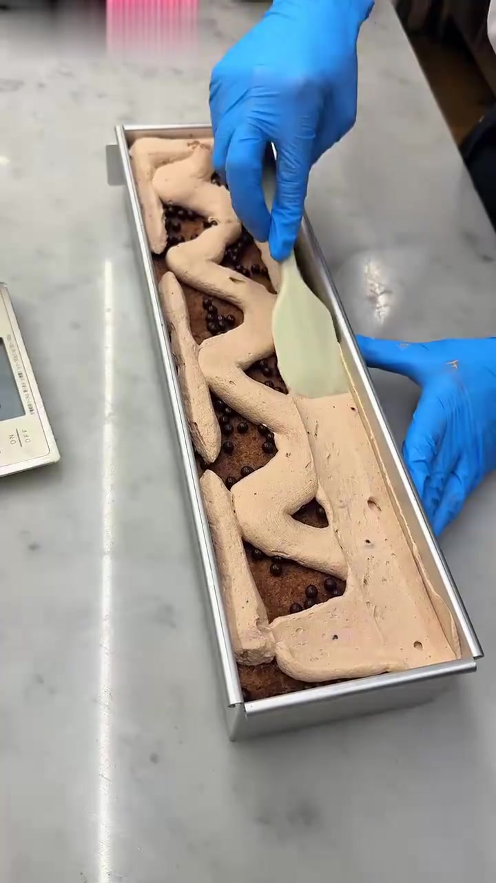 六层浓郁巧克力蛋糕巧克力蛋糕