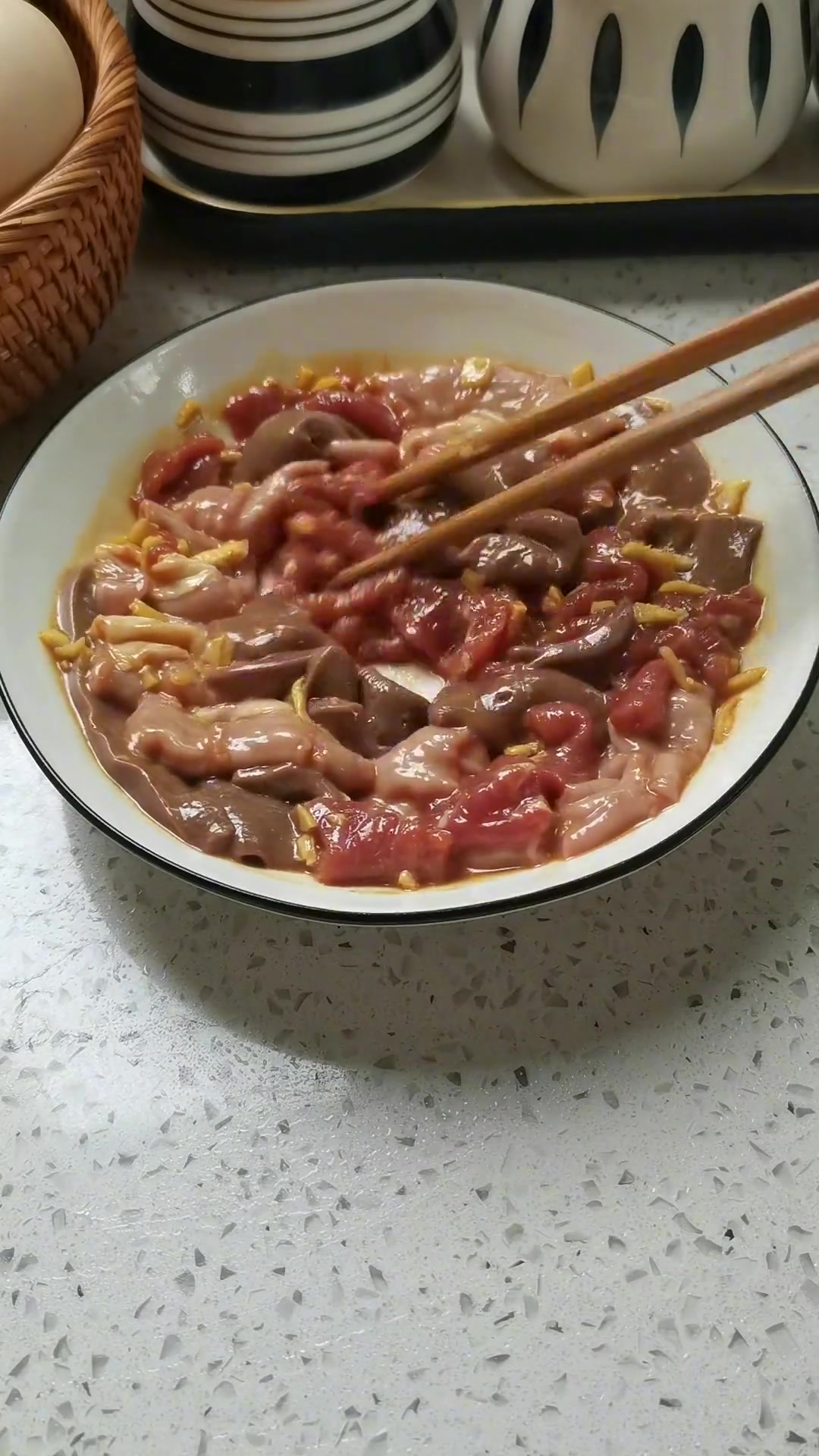 中午一人在家别做饭,试试煮三鲜米粉,你会爱上