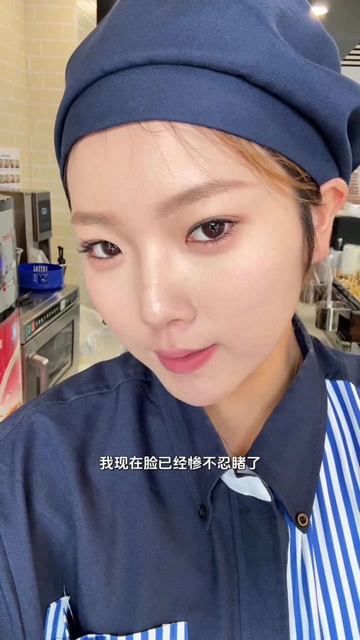 vlog：美术生毕业在罗森便利店打工的一天！