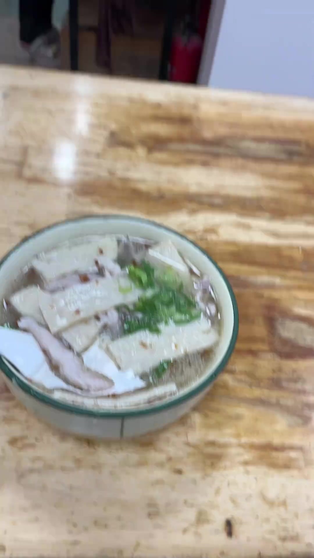 只有潮汕猪杂汤粉才能24小时陪着你吧