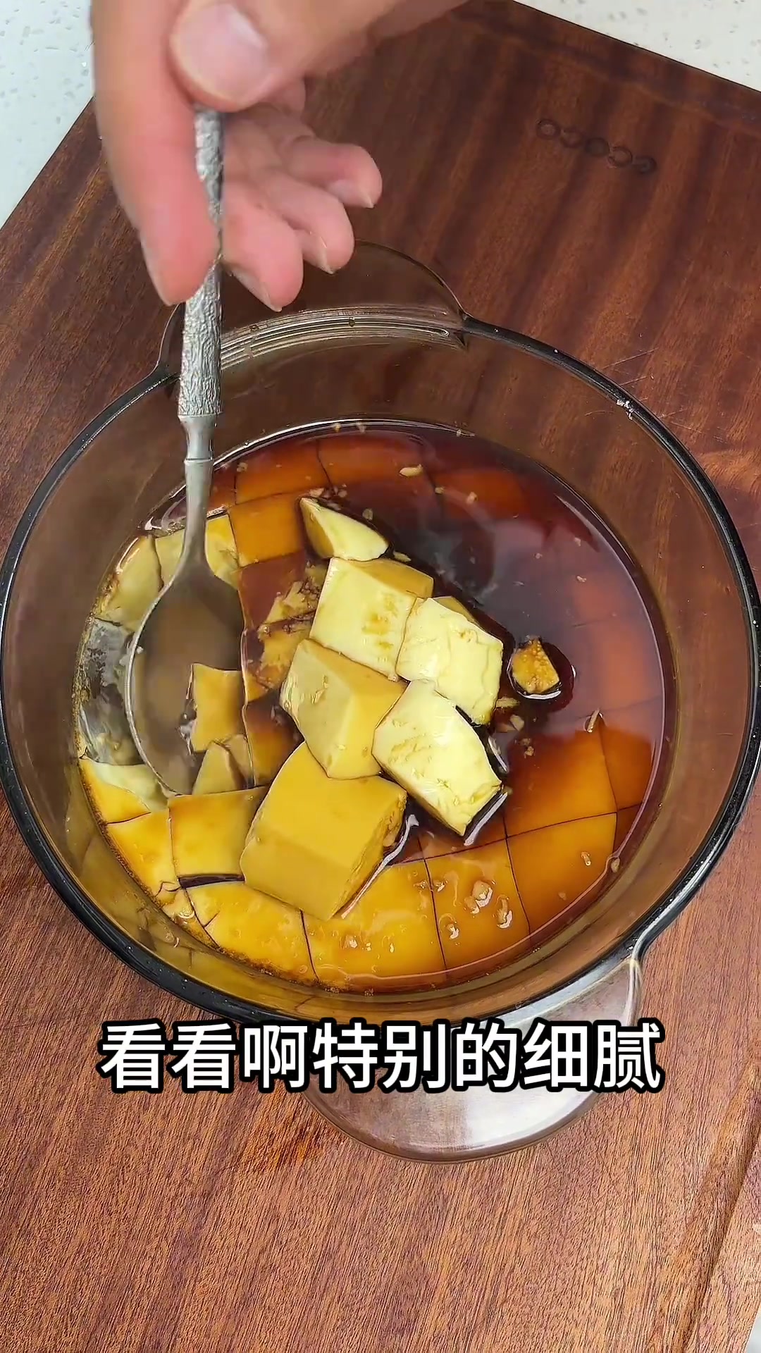 开水蒸鸡蛋糕教程！这样做超细腻好吃到哭！