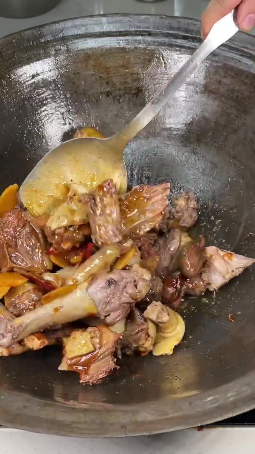 东北硬菜大鹅炖酸菜，做法超香超下饭！