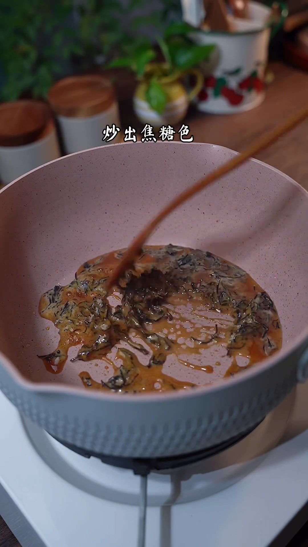 在家就能做出好喝的烧仙草奶茶,做法超简单